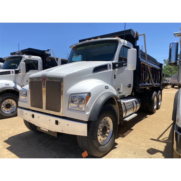 2021 KENWORTH T880S Dump Truck