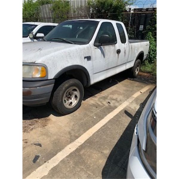 2001 FORD F150 XL Pickup Truck