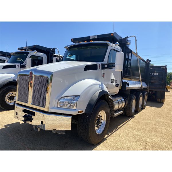 2020 KENWORTH T880 Dump Truck