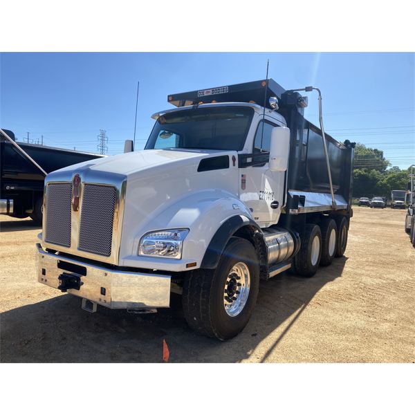 2021 KENWORTH T880 Dump Truck