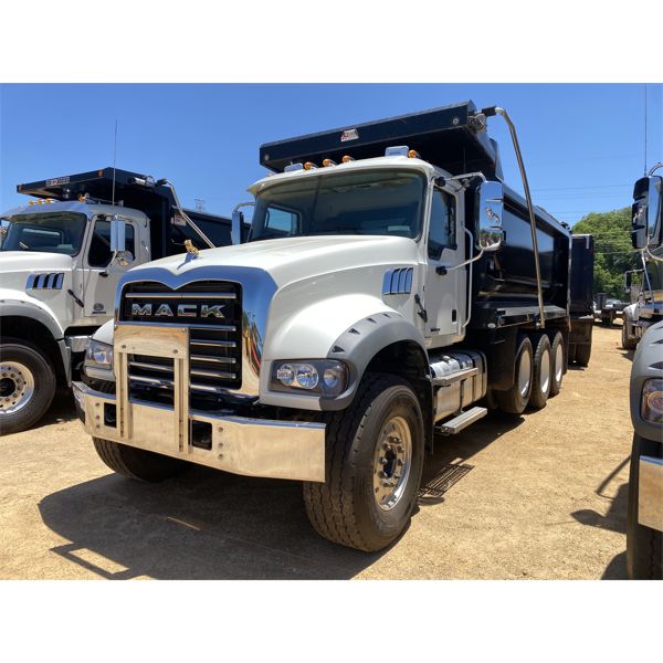 2023 MACK GR64F Dump Truck