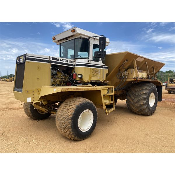 TERRAGATOR 1844 SPREADER