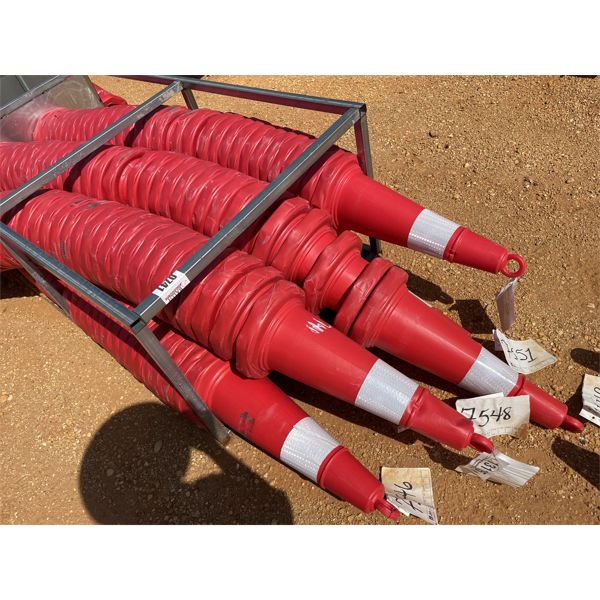 (25) SAFETY CONES