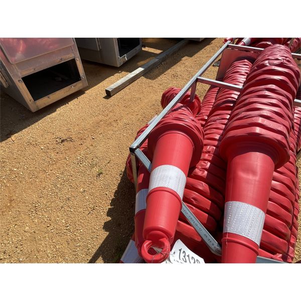 (25) SAFETY CONES