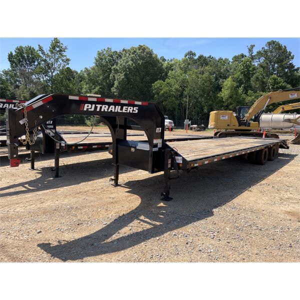 2023 PJ  Gooseneck Trailer