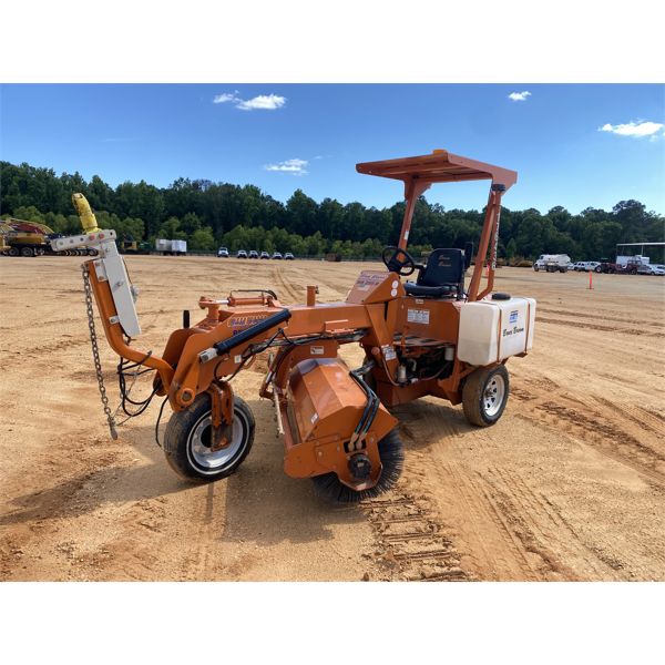 2018 BROCE BB250-B Broom