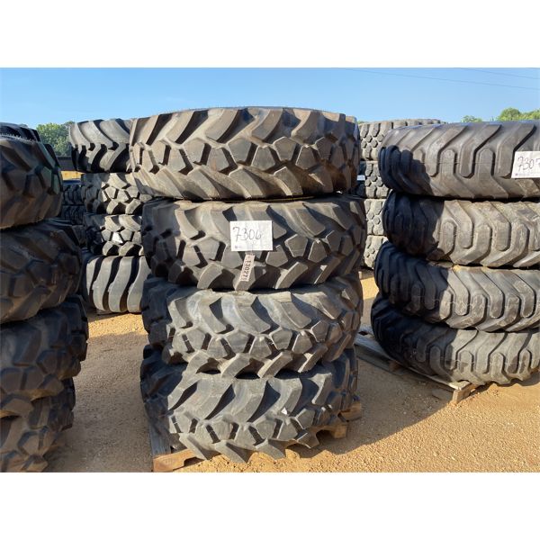 (4) 15.5-25 TIRES W/ RIMS