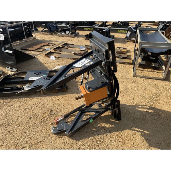 3 POINT HITCH W/ PTO