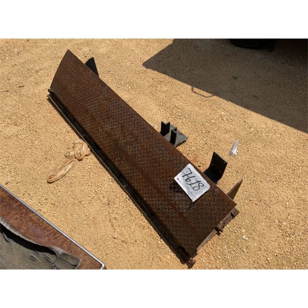 RAMP HINGE PLATE