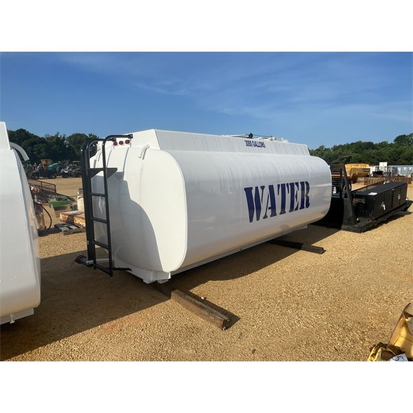3,000 GALLON WATER TANK