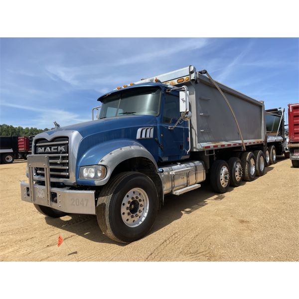 2014 MACK GU713 Dump Truck