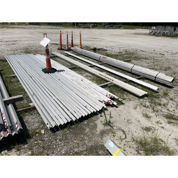 20' STAINLESS STEEL ANGLE