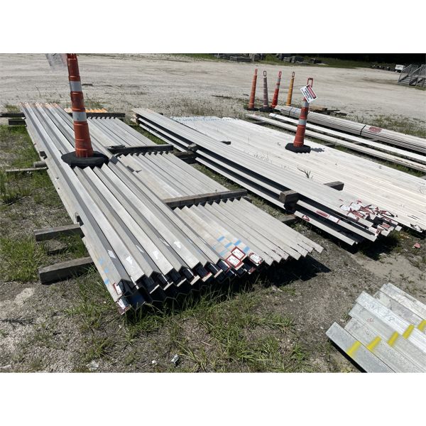 20' STAINLESS STEEL ANGLE