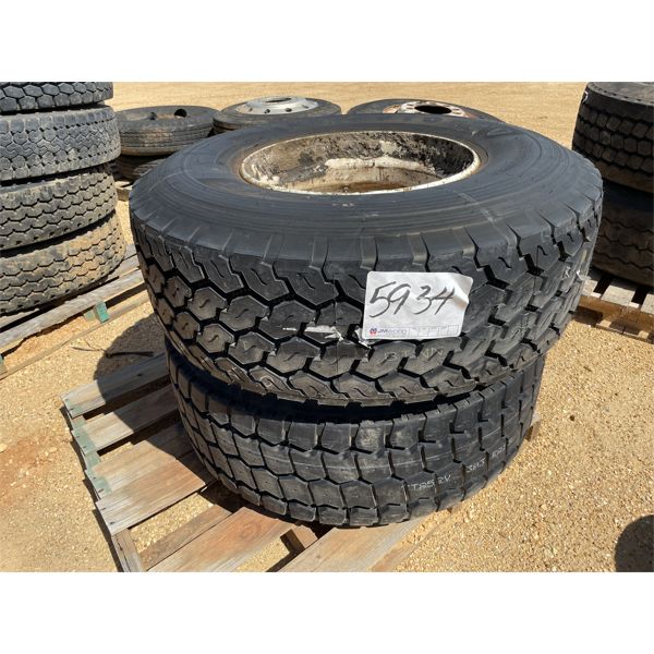 (2) 425/65R22.5 TIRES & WHEELS