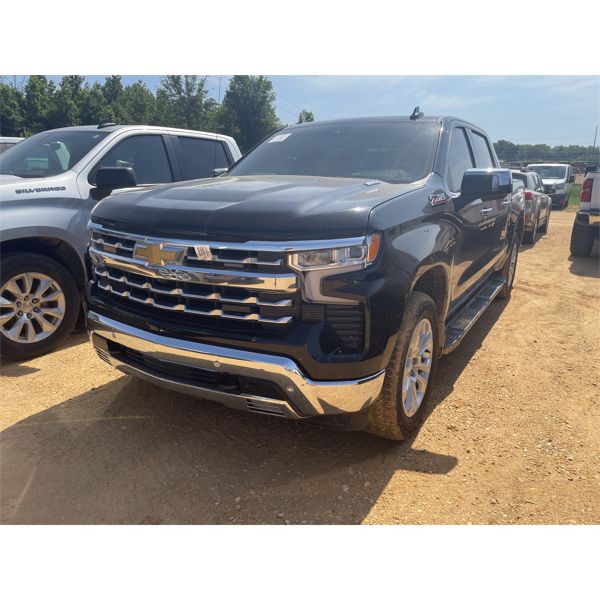 2022 CHEVROLET SILVERADO Z71 LTZ SUV