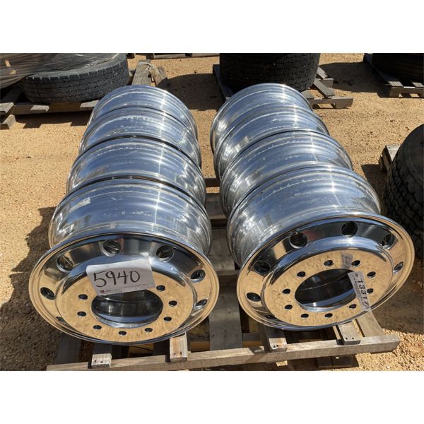 (8) 22.5 x 8.25 ALUMINUM Rim