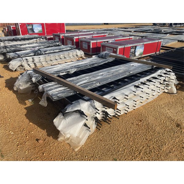 (14) 5' x 7' STEEL FENCE PANELS