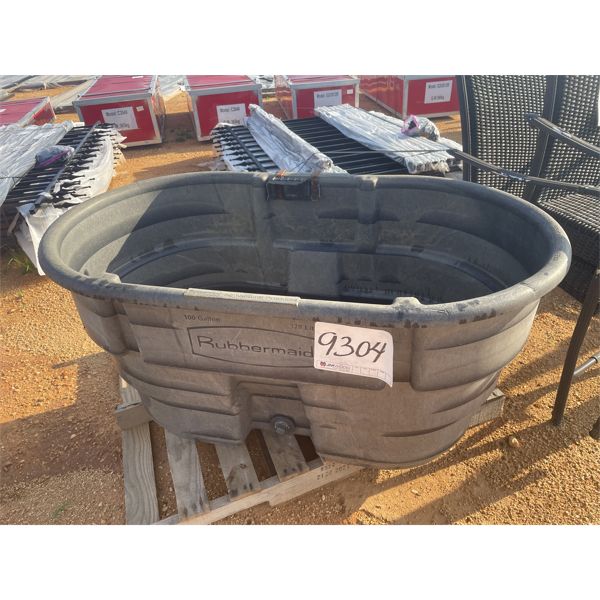 RUBBERMAID 100 GALLON WATER TROUGH