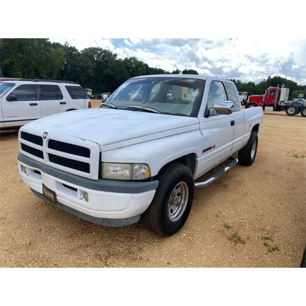 1997 DODGE RAM 1500 SPORT Pickup Truck