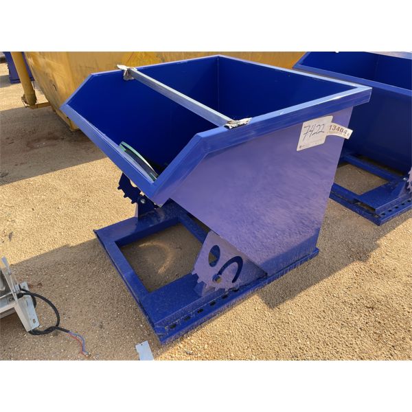 SELF-DUMPING HOPPER