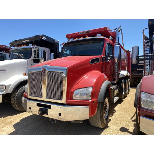 2020 KENWORTH T880 Dump Truck