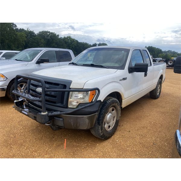 2009 FORD F150 XL Pickup Truck