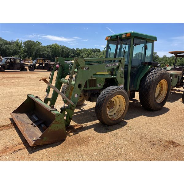2001 JOHN DEERE 5510 Farm Tractor