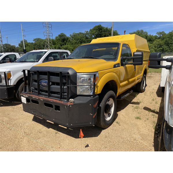 2015 FORD F350 XL Service / Mechanic Truck