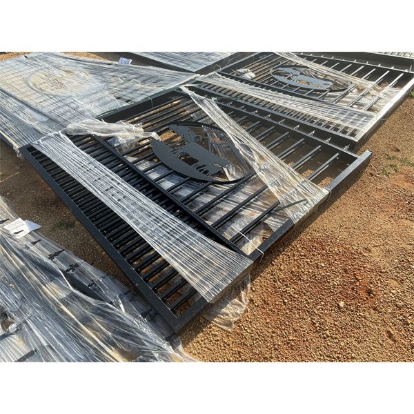 14' COW & CALF SCENE BI-PARTING IRON GATE