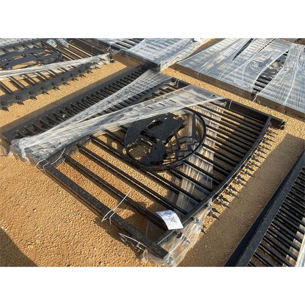 14' COW & CALF SCENE BI-PARTING IRON GATE