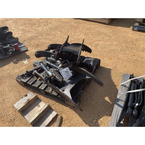 (4) VARIOUS THUMBS W/ HYD CYLINDERS