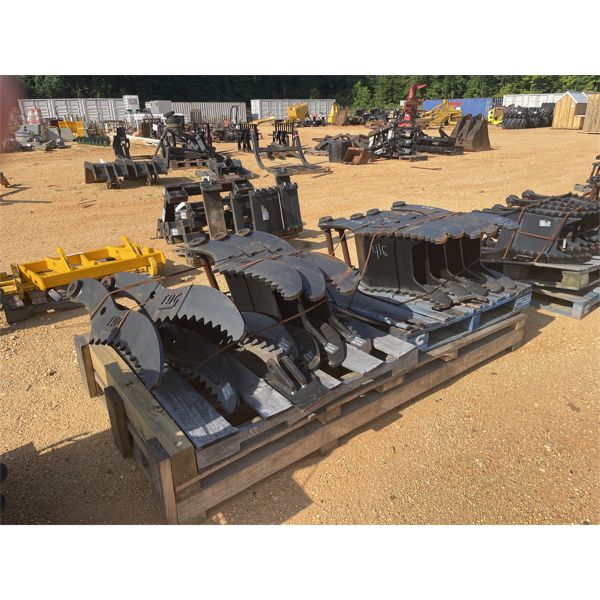 (10) 16" TAG THUMBS PART#214-0780A