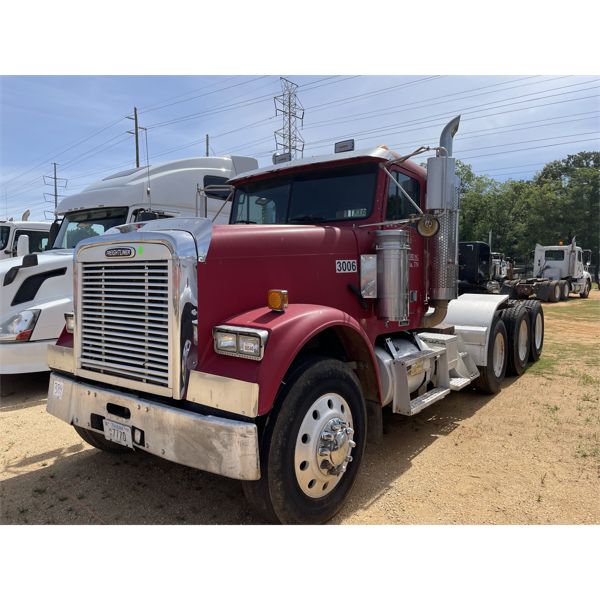 2001 FREIGHTLINER CASCADIA Day Cab Truck