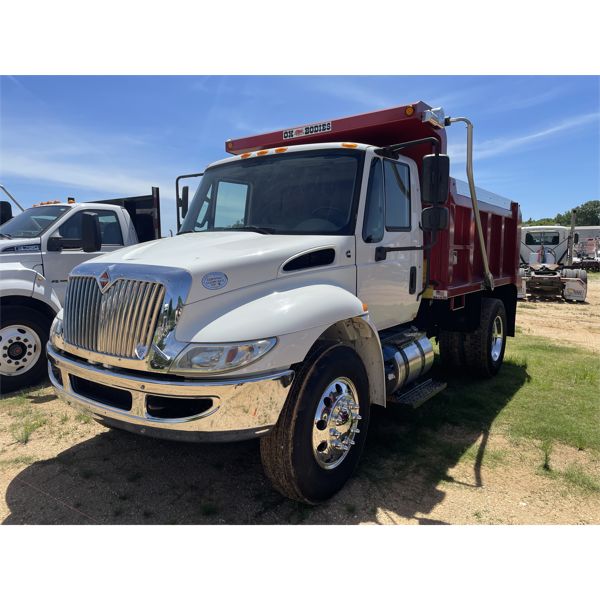 2019 INTERNATIONAL 4300 Dump Truck