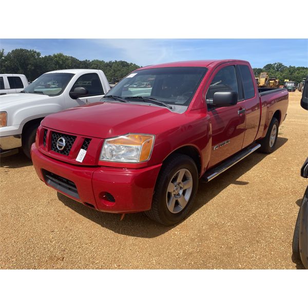 2008 NISSAN TITAN Pickup Truck