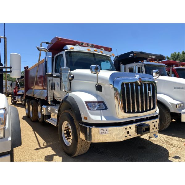 2022 INTERNATIONAL HX620 Dump Truck