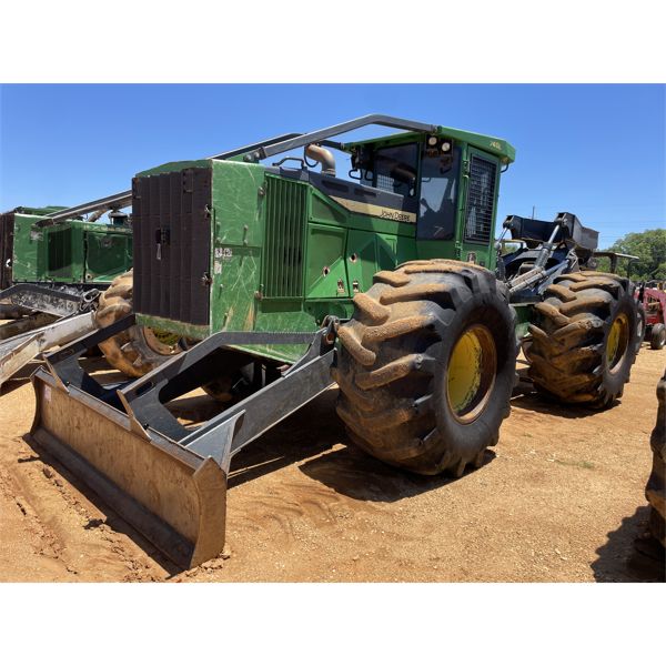2016 JOHN DEERE 748L Skidder