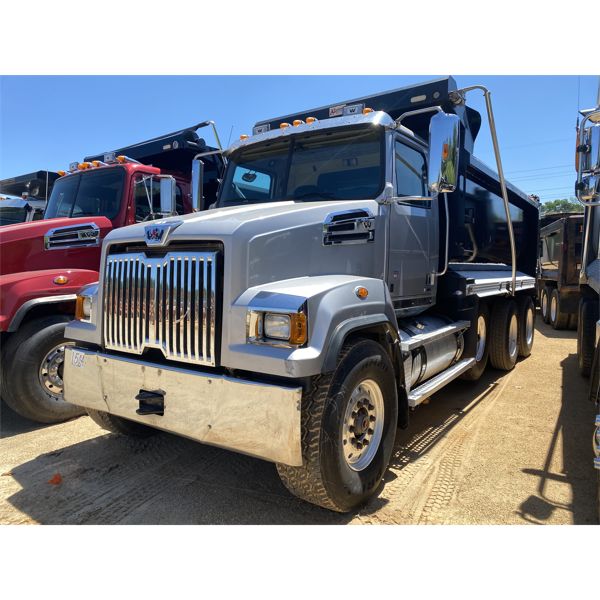 2021 WESTERN STAR 4700 SF Dump Truck