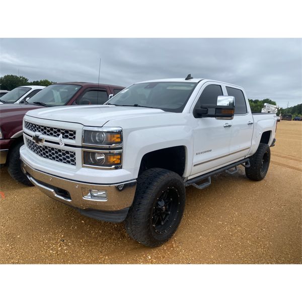 2015 CHEVROLET SILVERADO LTZ Pickup Truck