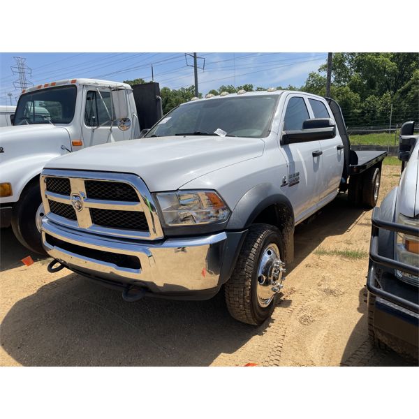2016 RAM 5500 Flatbed Truck