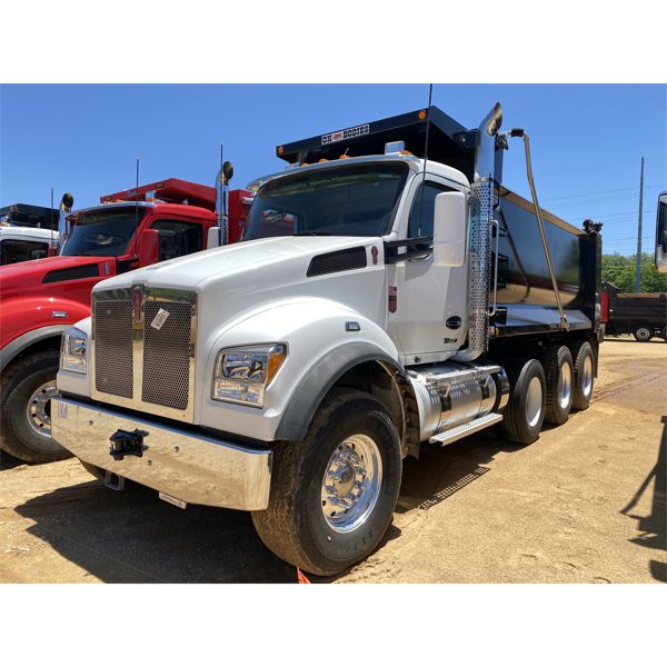 2023 KENWORTH T880S Dump Truck