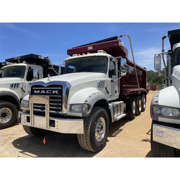 2020 MACK GR64F Dump Truck