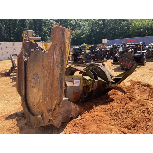 JOHN DEERE FD22B CENTER-POST SAW HEAD