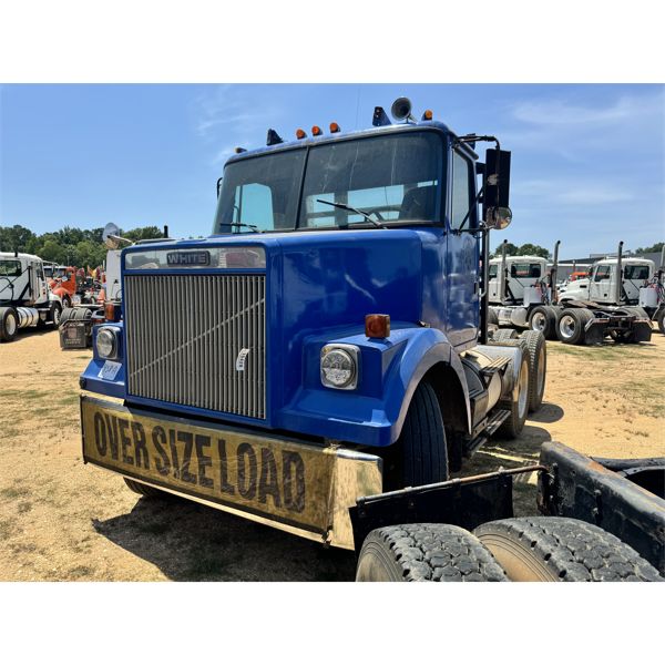 1987 WHITE  Day Cab Truck