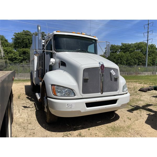 2013 KENWORTH T370 Service / Mechanic Truck