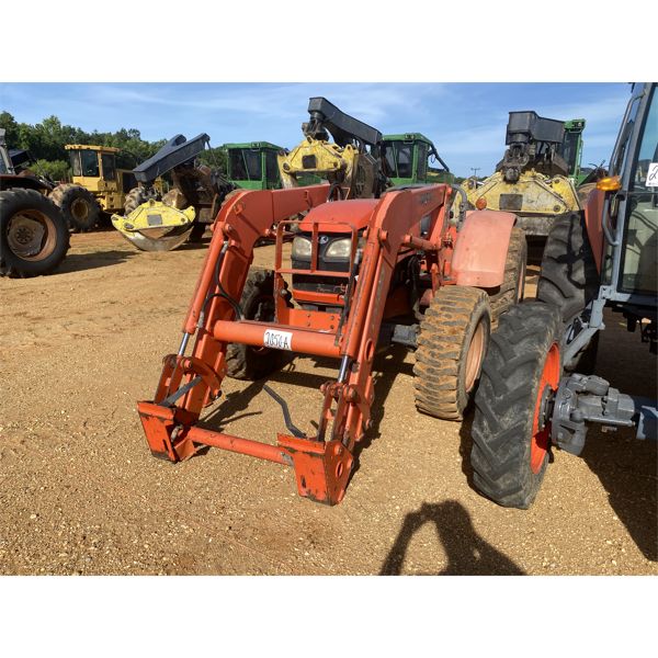 KUBOTA 9540D Farm Tractor