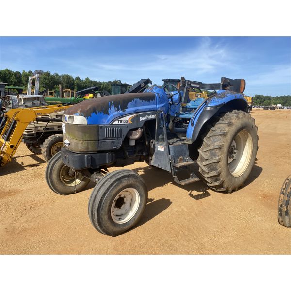 NEW HOLLAND TB100 Farm Tractor