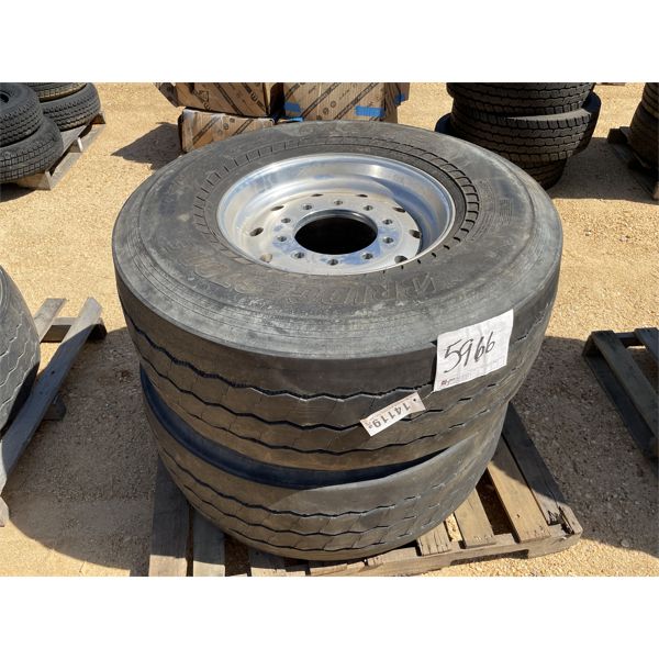 (4) 425/65R22.5 TIRES W/ RIMS