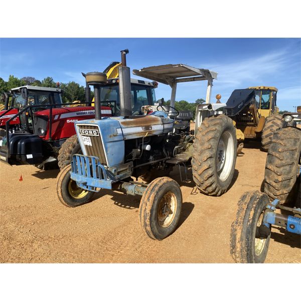 FORD 7600 Farm Tractor