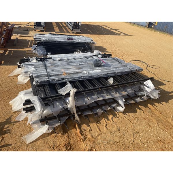 100' STEEL FENCING, (14) 5'X7' PANELS, (14) STEEL POST & HARDWARE